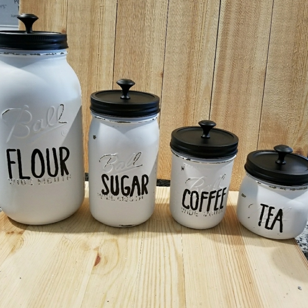 New Farmhouse Kitchen Mason Jar Decor